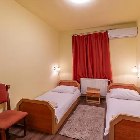 Kisduna étterem-panzió 3* Dunaharaszti