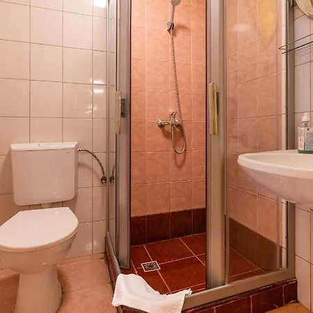 Kisduna Etterem-panzio 3*