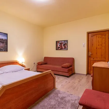 Bed & Breakfast Kisduna Etterem-panzio Dunaharaszti
