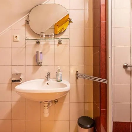 Bed & Breakfast Kisduna Etterem-panzio