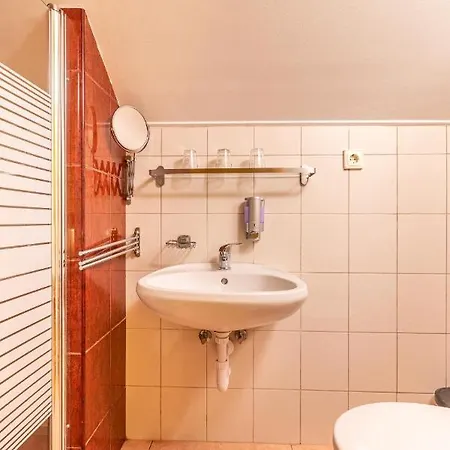 Kisduna étterem-panzió Bed and breakfast